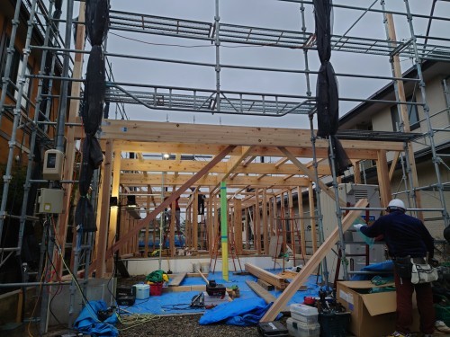 建て込み_f0150893_19230569.jpeg