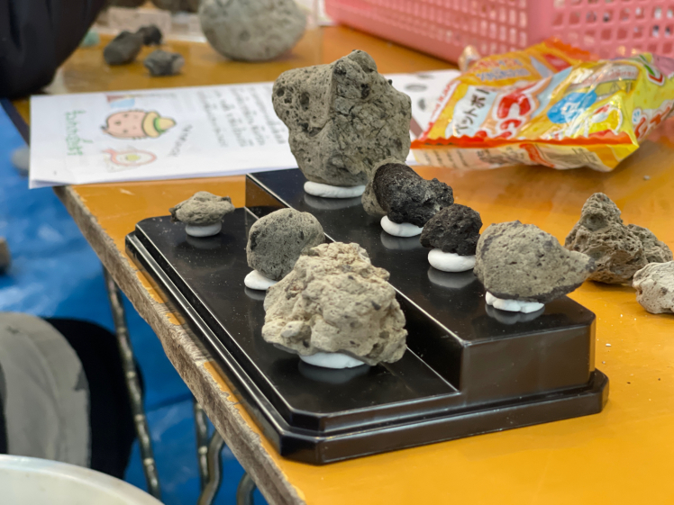 ネコクラブB◆軽石のふしぎ講座(12/04)軽石のふしぎ講座、第3段!火山と軽石、漂着の仕組みを楽しく学ぼう!_d0363878_17275470.jpg