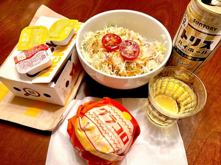 グラコロとハイボール。ナゲットを何個食うか迷う夜。_c0212604_18162133.jpeg