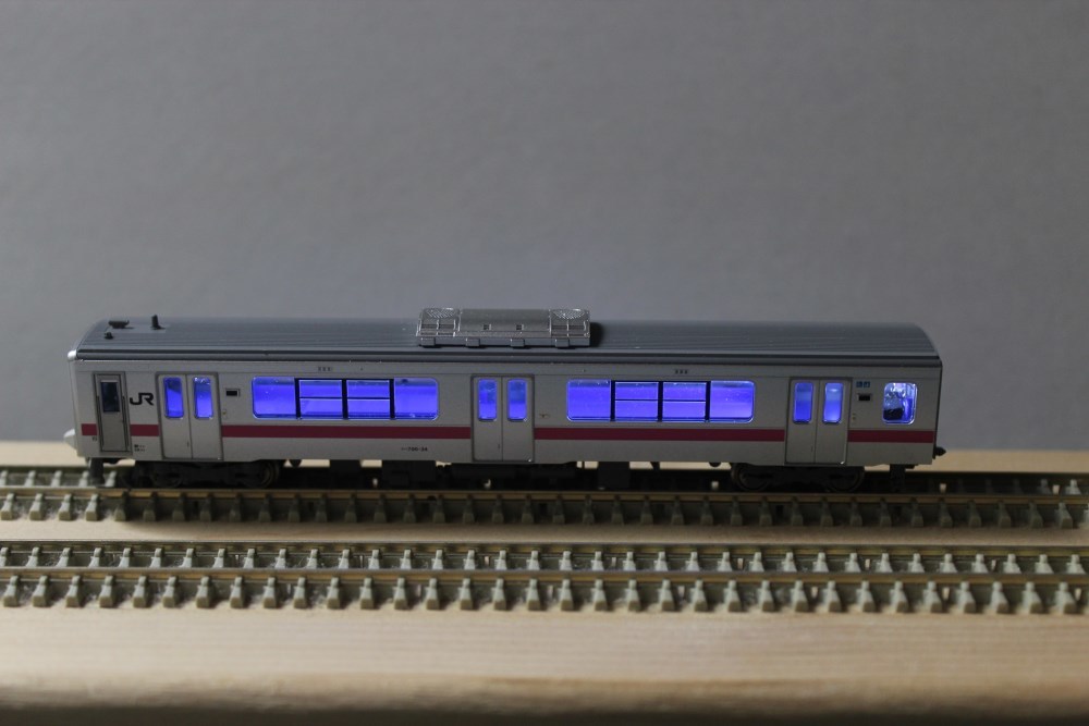 KATO 701系0番台秋田色をイジろう : 動力車操縦者 Nゲージ部屋