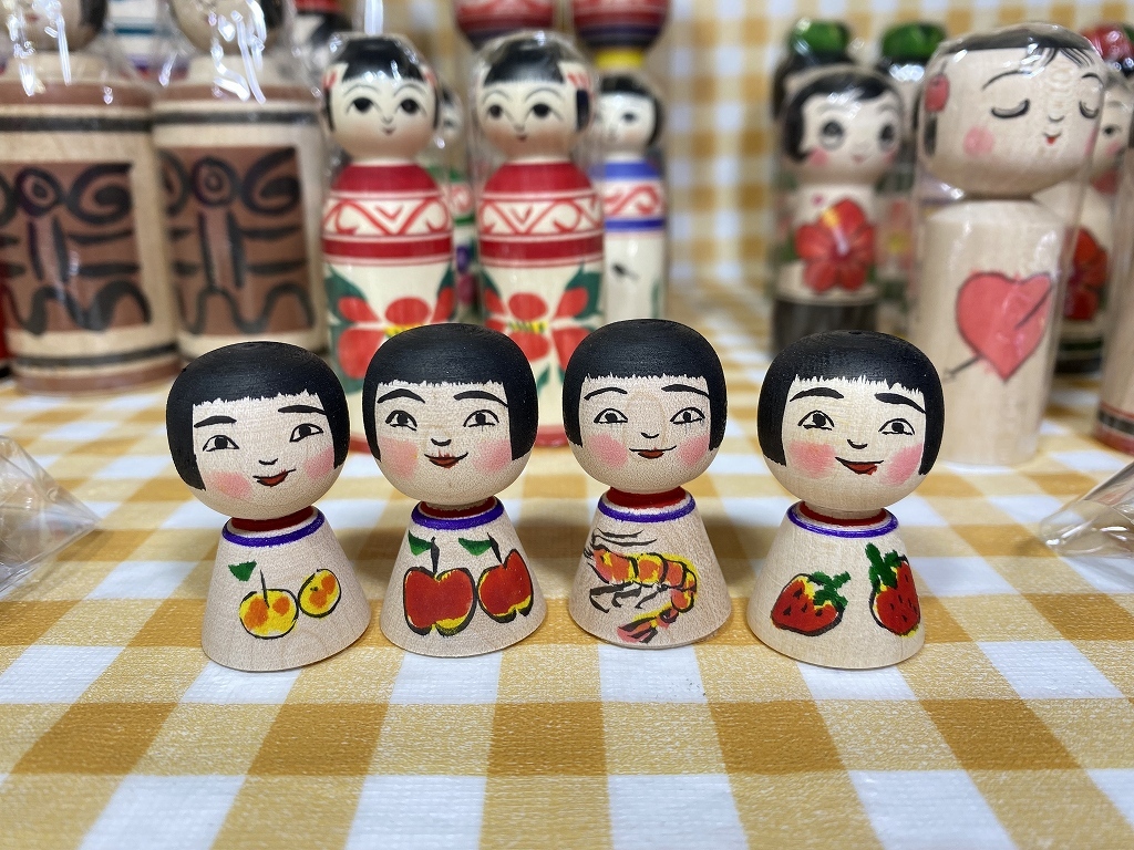 東京都渋谷区 東急ハンズ渋谷店 “津軽こけし大集合!” 津軽こけし館 出品作品のお知らせ!_e0318040_16454518.jpg