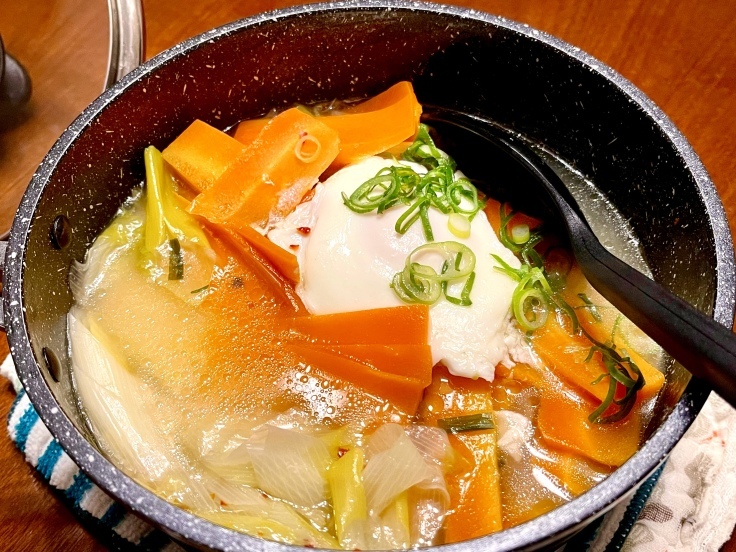 きぬ豆腐とスタミナ白菜の鍋ふう。_c0212604_21281596.jpeg