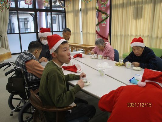 12/15　クリスマス会_a0154110_13090063.jpg