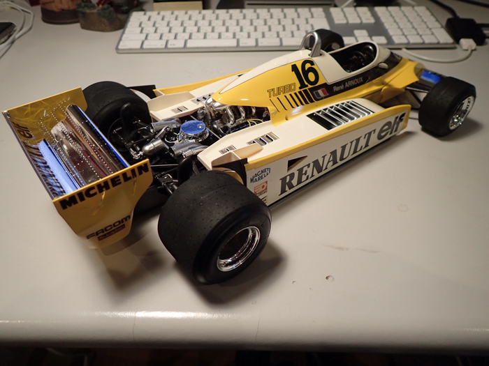 プラモ製作記 6 RENAULT RE20 TURBO 1/12 タミヤ : 小生の備忘録