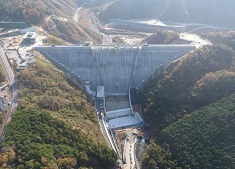川上ダム　湛水開始へ_f0197754_15043700.jpg