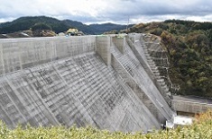 川上ダム 湛水開始へ_f0197754_15082098.jpg