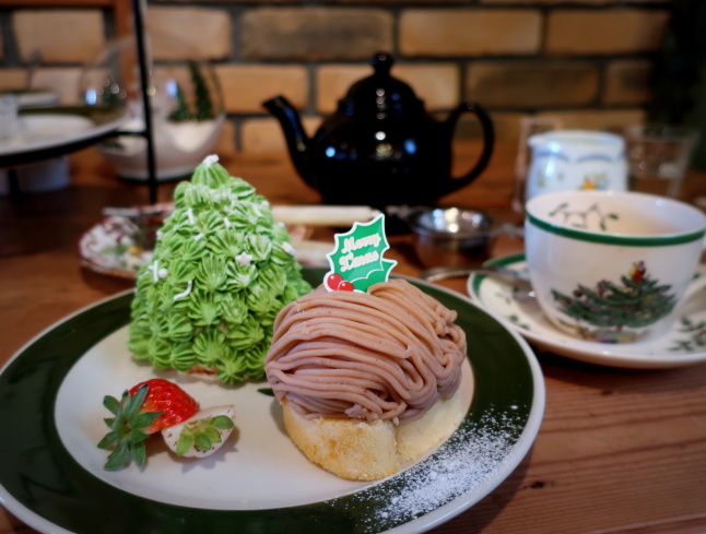 ラ・テイエ * めっちゃ可愛い「ツリーのケーキ」♪_f0236260_21164874.jpg
