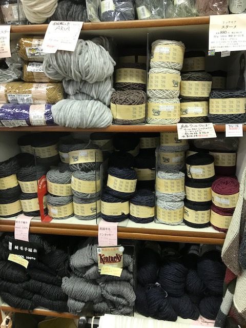 【お勧め毛糸】炬燵でぬくぬく編み物でもすっか。_d0156706_15173827.jpg