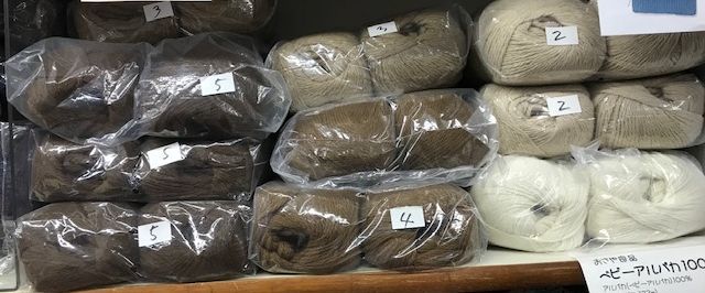 【お勧め毛糸】炬燵でぬくぬく編み物でもすっか。_d0156706_15173867.jpg