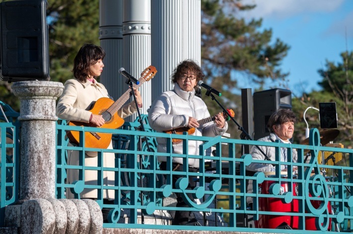 鶴舞公園Special Christmas2021に出演しました!_f0373339_16510507.jpeg