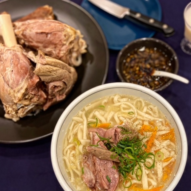 モンゴル料理の日。チャンスンマハとゴリルタイシュル。_e0269389_20515381.jpg