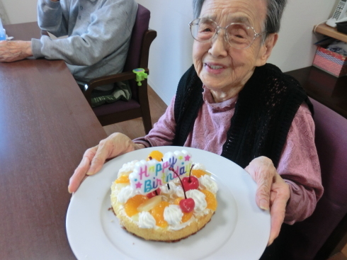 誕生会!_d0178056_11562210.jpg