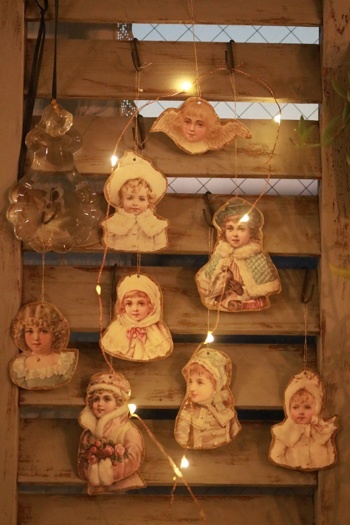 クリスマスの工作⑶ クロモスでタグ作り_e0237680_17352590.jpeg