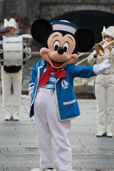 年末の傾向 冬休みから仕事休みの数日間 東京ディズニーリポート