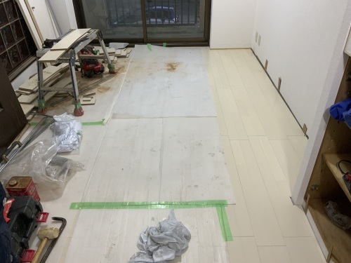 Y 物件 12日目 フロアー始まる_f0031037_19404033.jpg