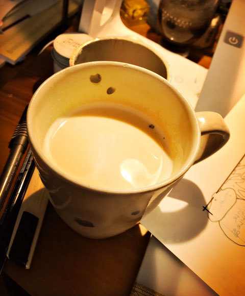 焼酎ミルクティーのすすめ_a0342172_04365616.jpg