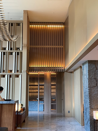 ⑩ホテルのアートツアー_b0228252_17462511.jpg