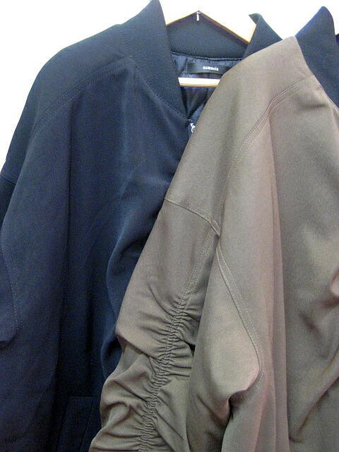 OSMOSIS（オズモーシス） エコダウン サイドZIPギャザー