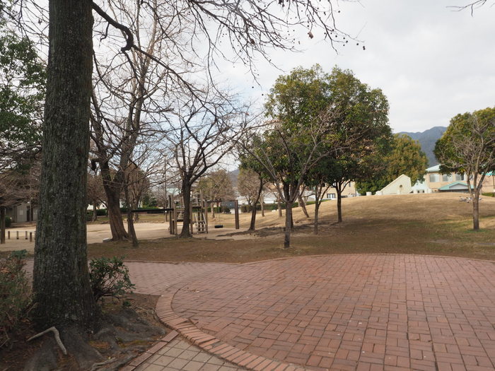 佐伯区民文化センター&五日市中央公園_c0116915_23560290.jpg