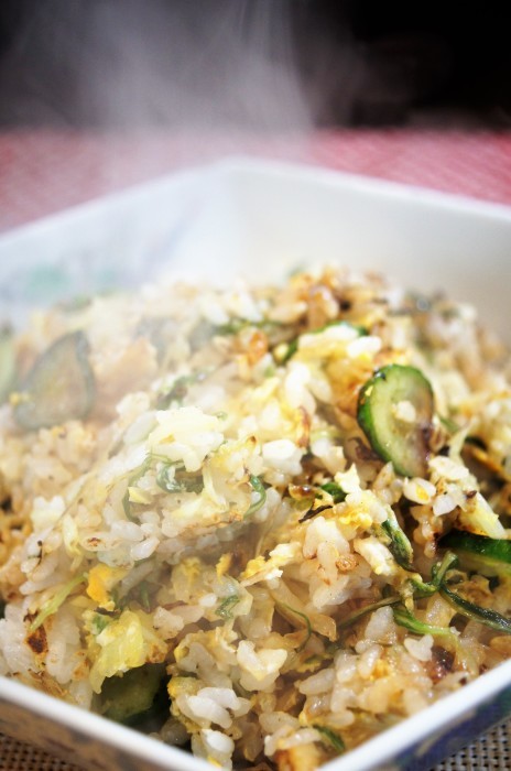 ■昼ご飯/晩ご飯【Mix野菜のチャーハン(生ハム乗せて)晩はお隣さんからきりたんぽ鍋のお裾分け♪】_b0033423_21123682.jpg