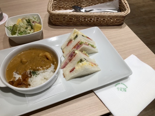 【千疋屋で選べるコンビランチ】クリームシーフードカレー_b0009849_13121719.jpeg