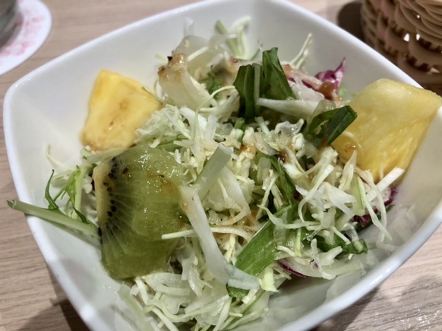【千疋屋で選べるコンビランチ】クリームシーフードカレー_b0009849_13125794.jpeg