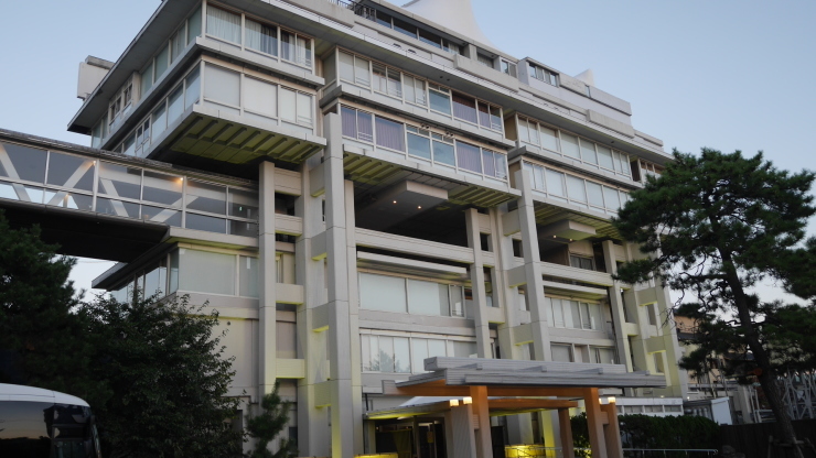 空中庭園を持つ個性的な構造-皆生温泉・東光園_a0385880_13174569.jpg