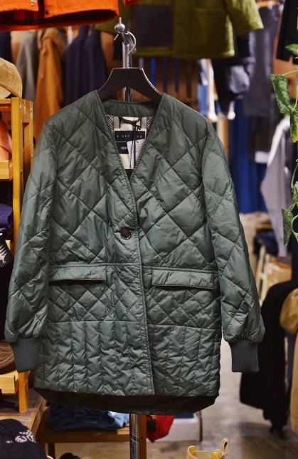 「残り1枚」SALE!! DUVETICA レディース Cloe リサイクルDOWN_d0152280_12351907.jpg