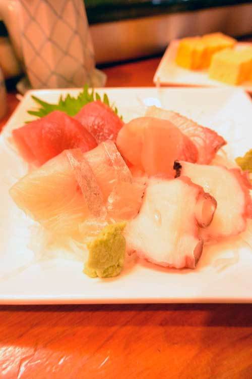 【(山梨グルメ)甲府市「栄すし」で「とろたく」!!】_a0005436_13544314.jpg