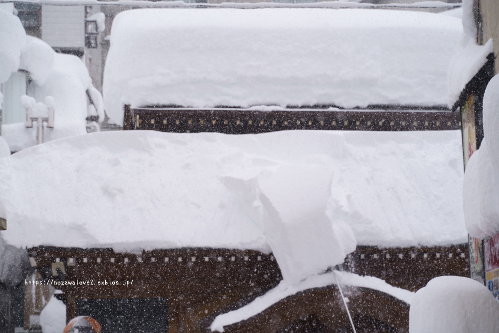 大晦日、大雪の野沢温泉　その２_b0404739_18553419.jpg