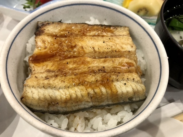 【大晦日は鰻屋さん】_b0009849_14361643.jpeg