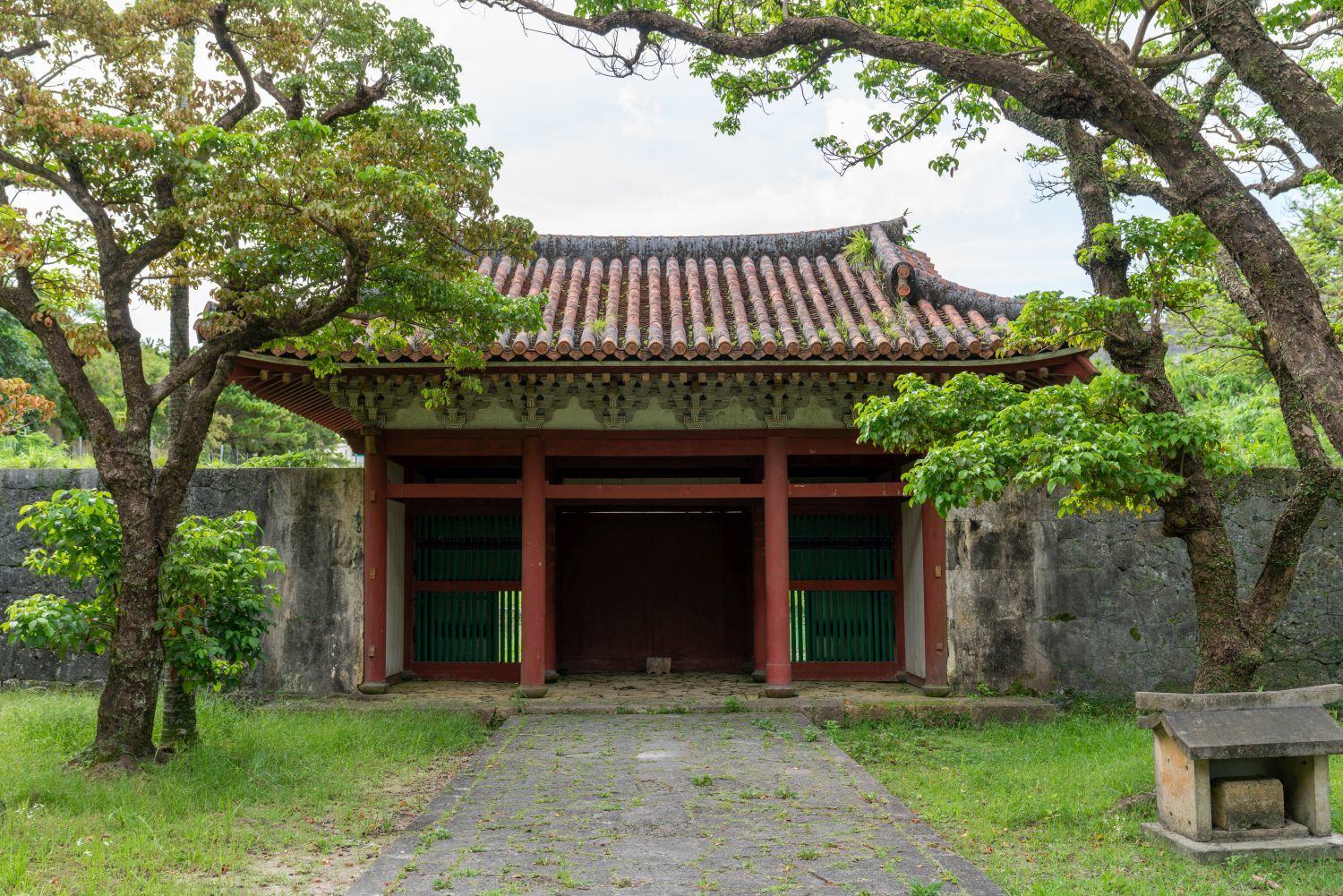 【重要文化財|旧円覚寺 放生橋】 行き方、見学のしかた (沖縄県)_b0212342_12403690.jpg