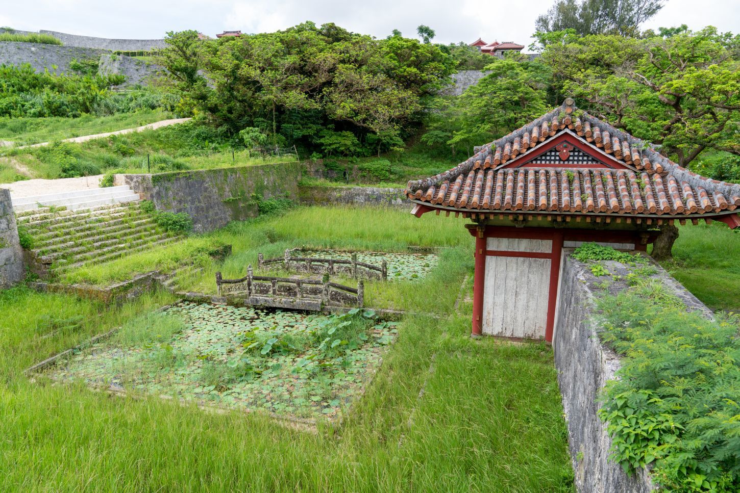 【重要文化財|旧円覚寺 放生橋】 行き方、見学のしかた (沖縄県)_b0212342_12445672.jpg