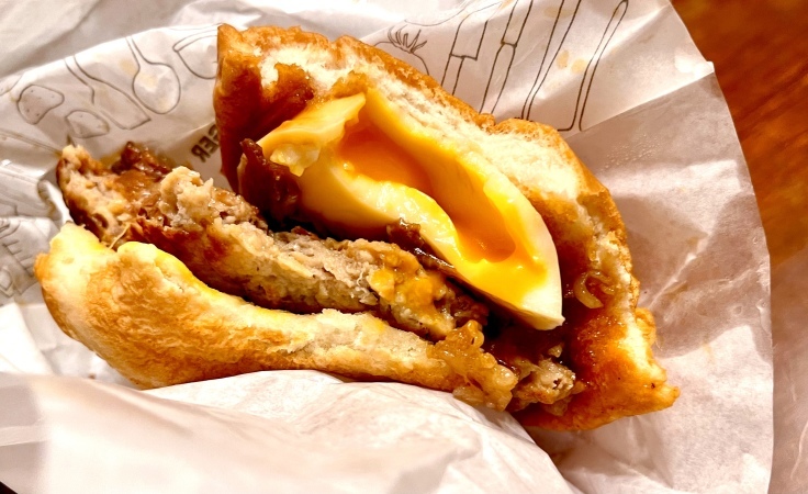ドラマ見まくり & モスバーガー!_c0212604_17411668.jpeg