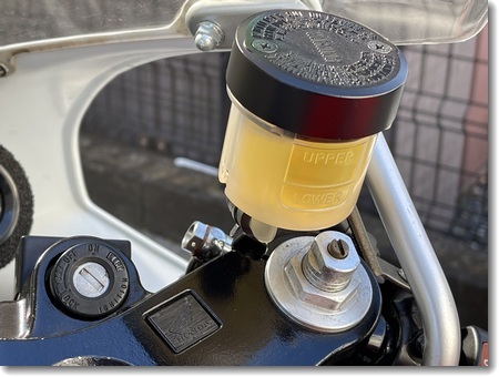 メンテナンス初め・NSR ブレーキフルード交換 : 何にもない日記