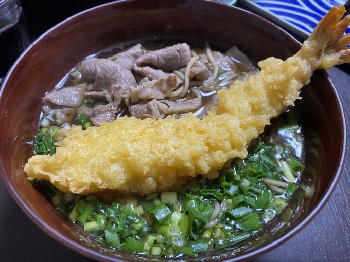 かくしか食堂　痺れ麻婆豆腐はココ！　小ネタは我が家の年越し蕎麦　津市_d0258976_11354746.jpg