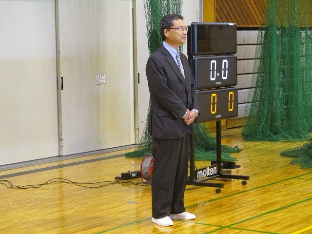 2年ぶりにOB・OGも参加した富士高ハンドボール部の「初投げ」_f0141310_07273709.jpg