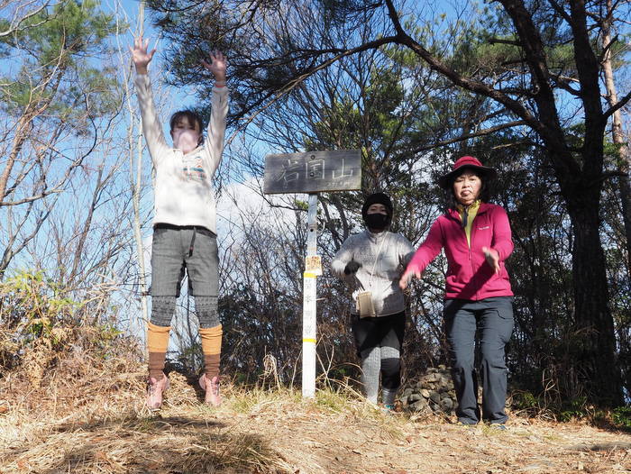 岩国山登山(椎尾八幡宮登山口ー岩屋観音ー周回)_c0116915_00593689.jpg