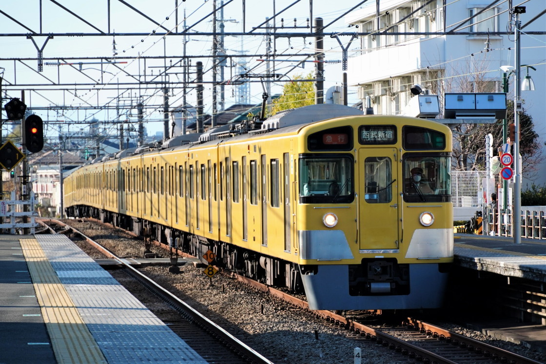 西武鉄道 2000系 側面幕(新宿線) 2020年製 多摩湖入り 西武2000系 現役最古参2001Fの多摩湖線直通急行を撮影