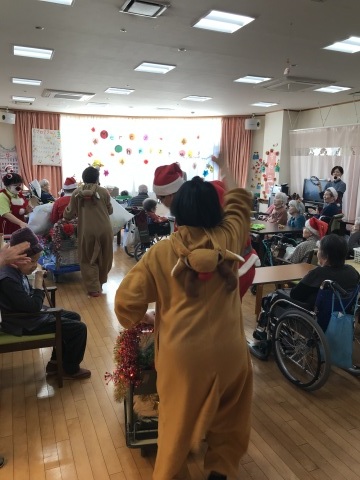 クリスマス会2021_e0163042_18333260.jpg