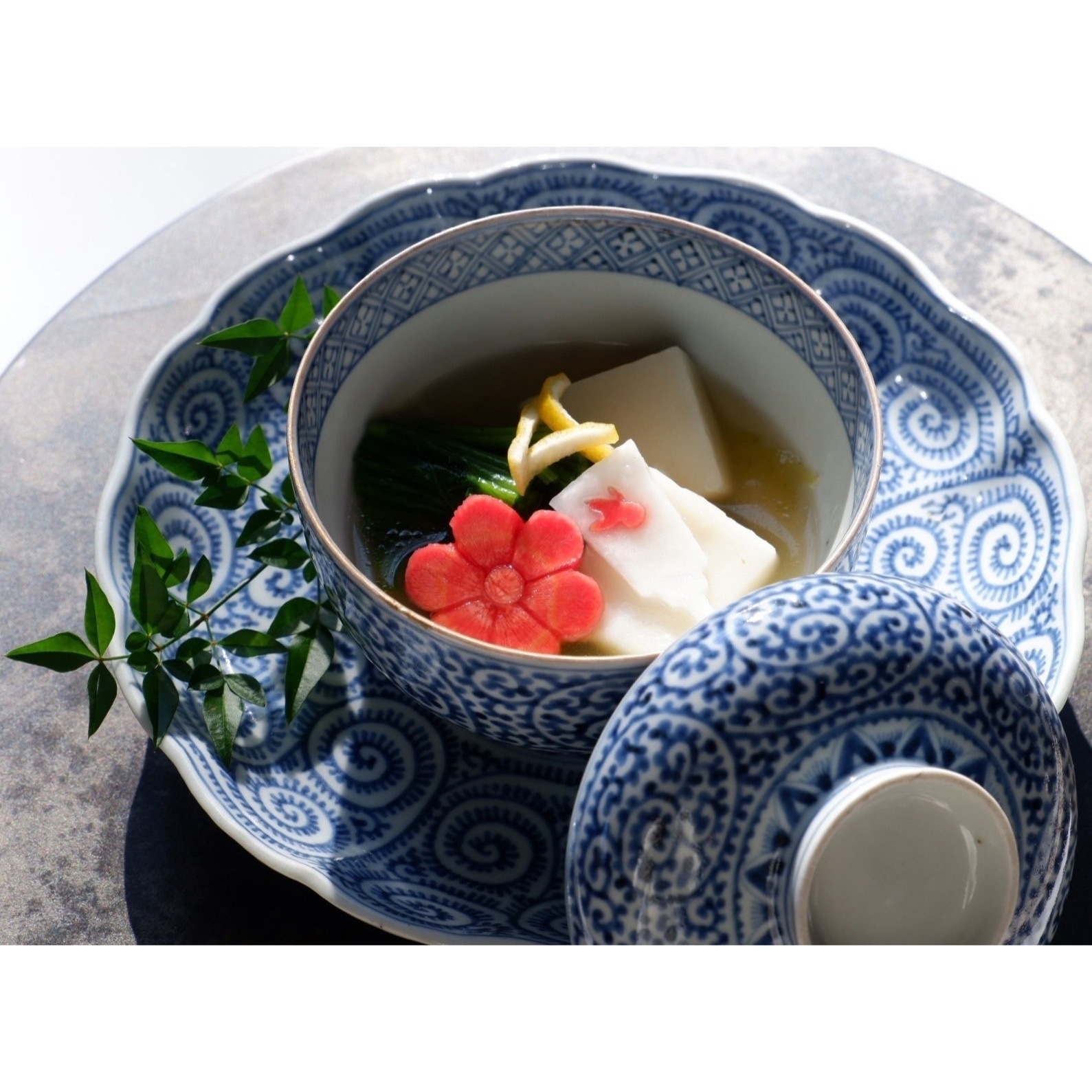 器で楽しむお正月  染付編_a0335867_07112277.jpeg