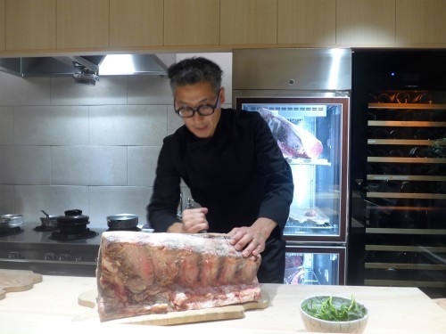 京都・祇園「肉料理おか」へ行く。_f0232060_22172214.jpg