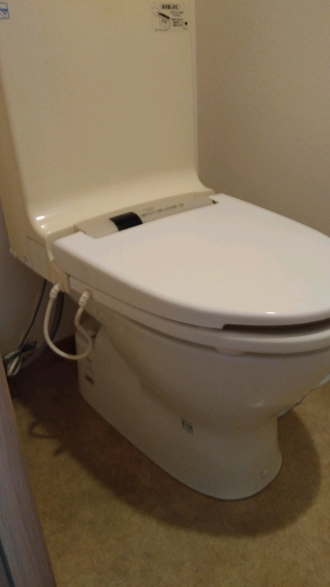 『TOTO』の浴室ドア修理と便器の交換を承りました by interior styling of bright_c0157866_20072073.jpg