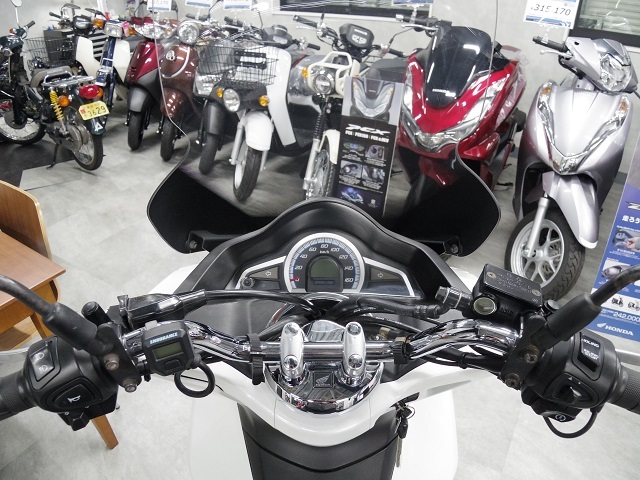 PCX150ワンオーナー車 : バイクの横輪