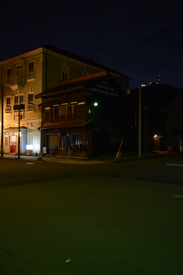 夜の函館を歩く(その2・元町と西部地区、ベイエリア編)_f0142606_11260851.jpg