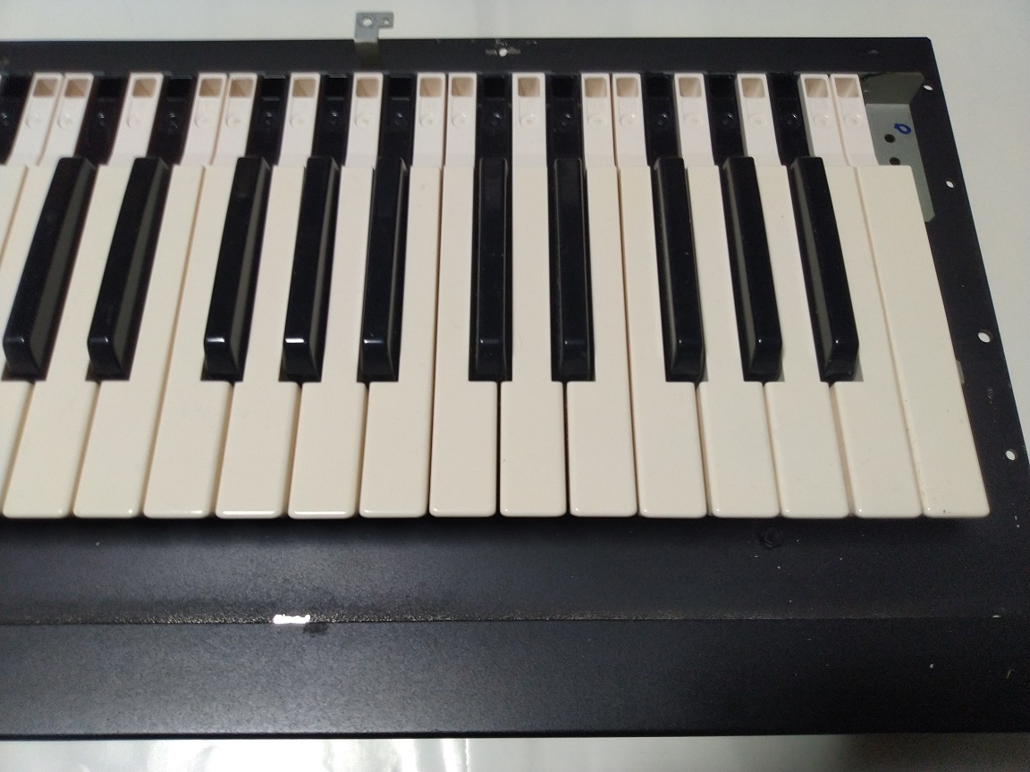 DX7sの修理 その1 : synthgeek