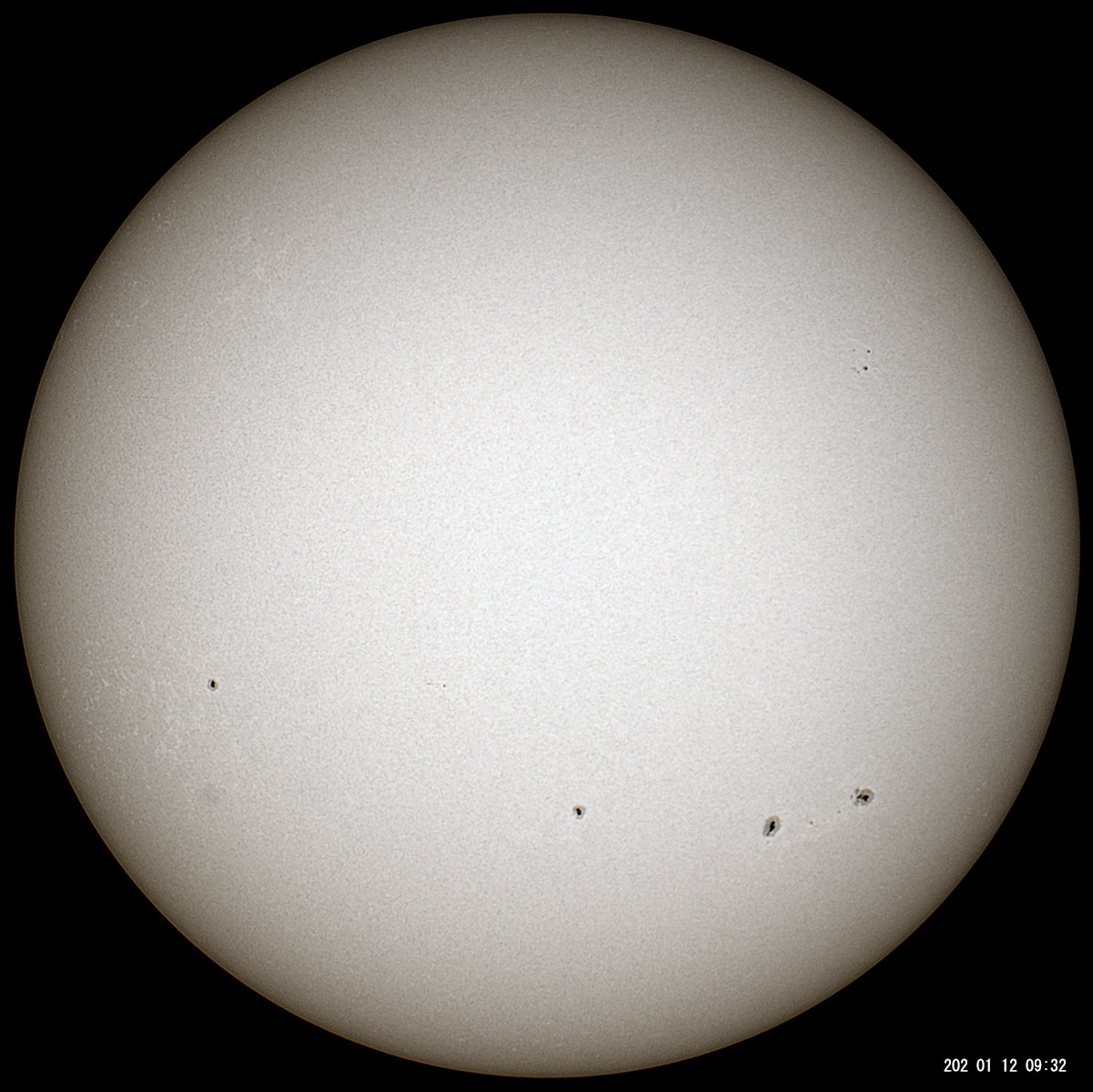 1月12日の太陽_e0174091_10382580.jpg