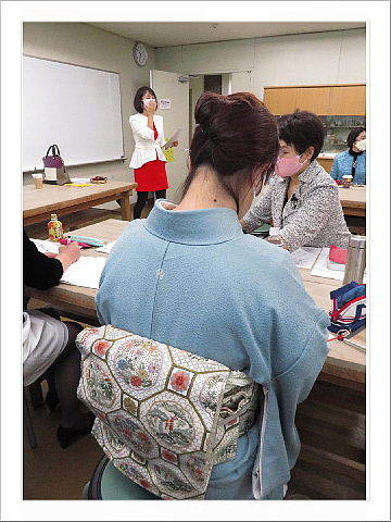 「（ ）栄養士は\"食”を通じて、幸せを後押しする健康支援者である」○か×か。_d0046025_21270779.jpg