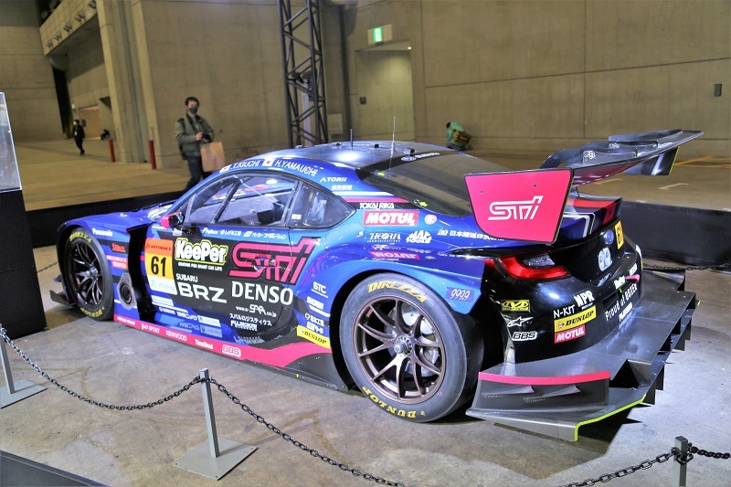東京オートサロンの人相_f0076731_16142012.jpg