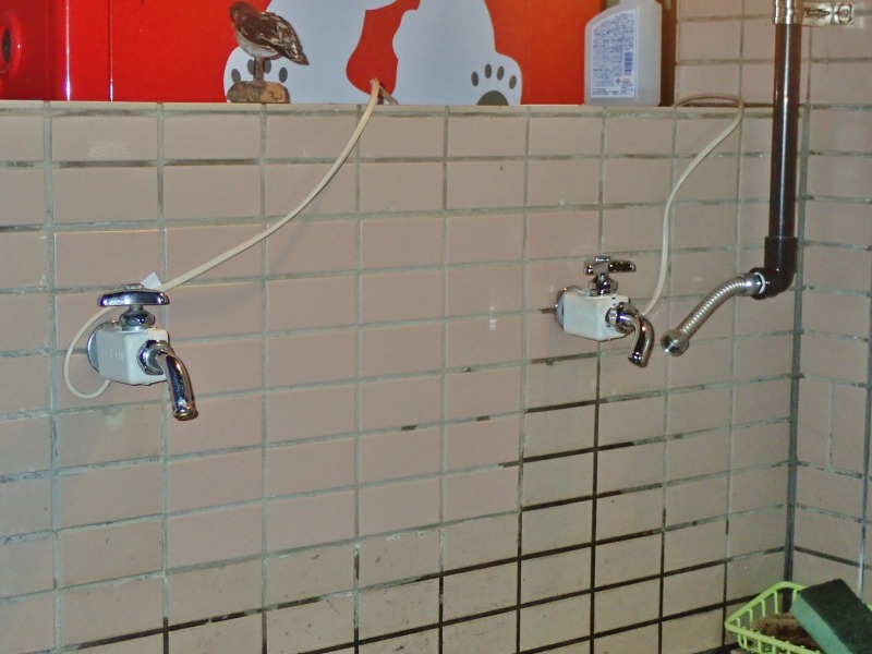 水栓の\"凍結防止\"工事を行っています_c0336902_12434575.jpg
